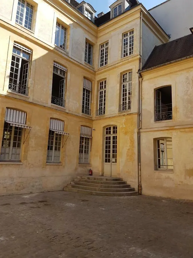 Parc Royal Appartements Paris France